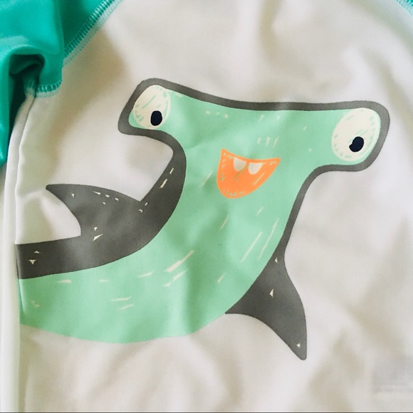 Cat & Jack | @ Shark Long Sleeve Rashguard NWT - Picture 2 of 4